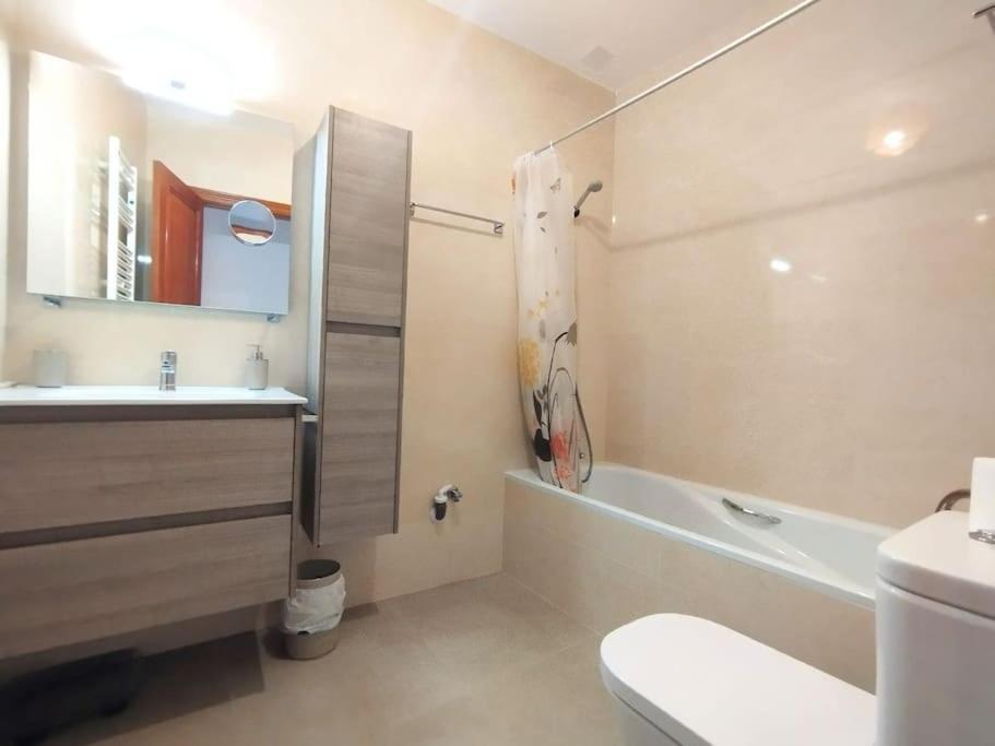 Beautiful 2 Bedroom In Calle Carabeo, Nerja Εξωτερικό φωτογραφία
